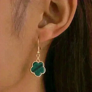 Green Clover Dangling Drop Earrings